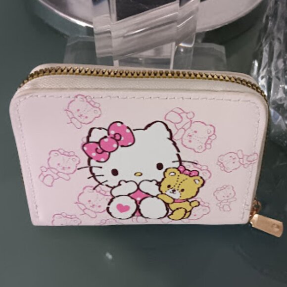 HELLO KITTY Pale Pink Kitty & Teddy Bear Gold Hardware Credit Card Wallet - Picture 2 of 3